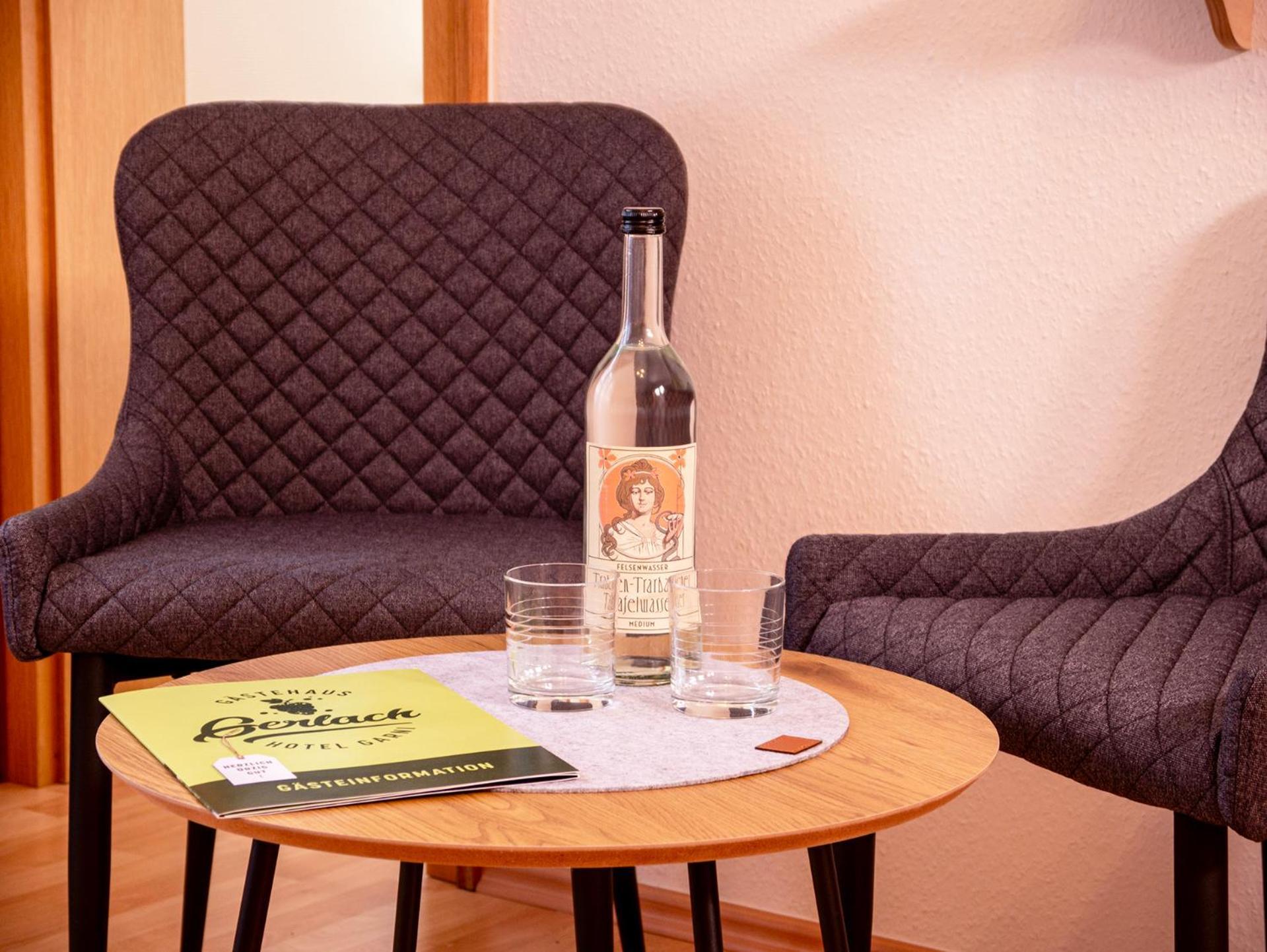 Weingut / Gaestehaus Gerlach Ürzig المظهر الخارجي الصورة