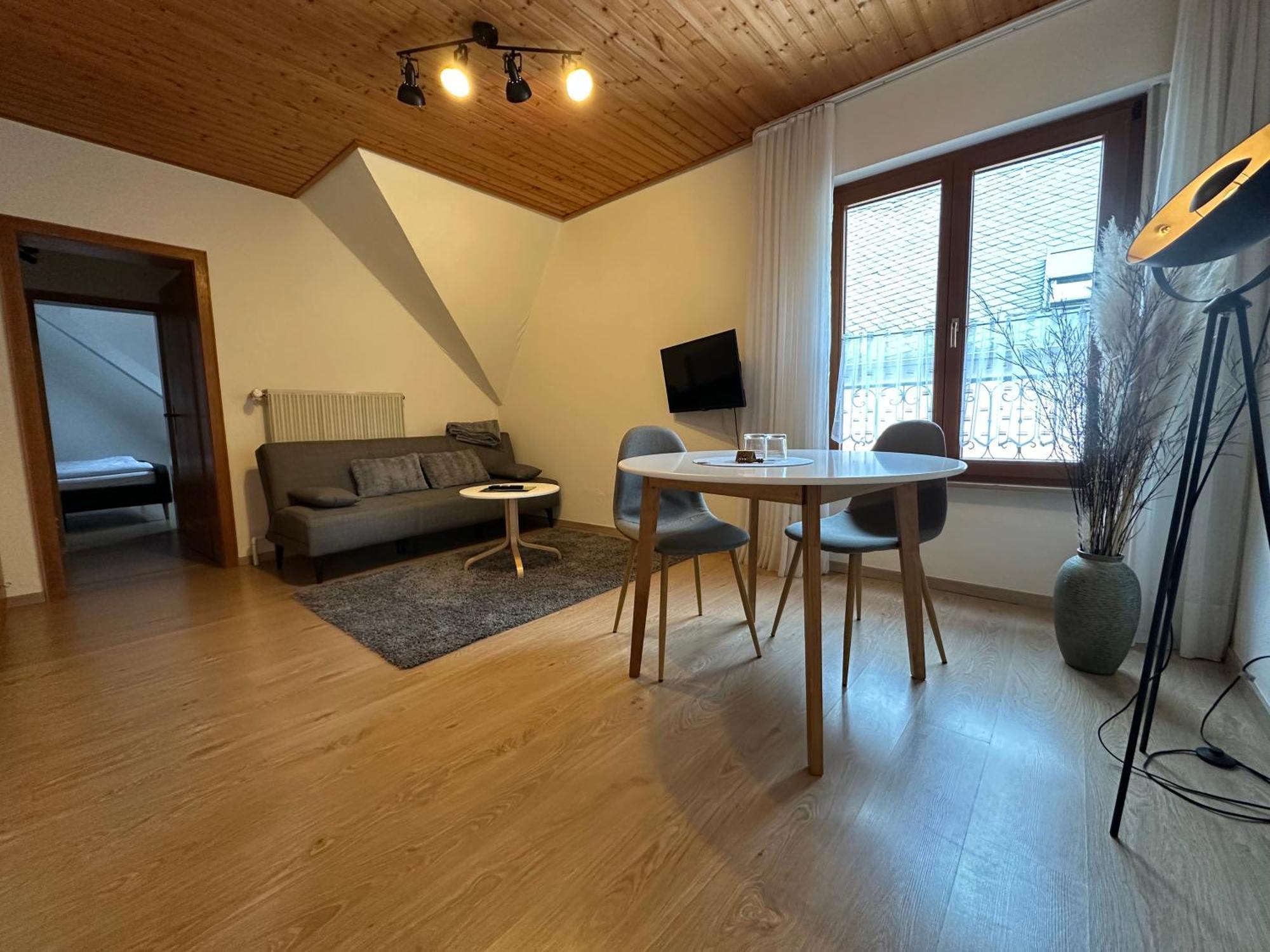 Weingut / Gaestehaus Gerlach Ürzig المظهر الخارجي الصورة