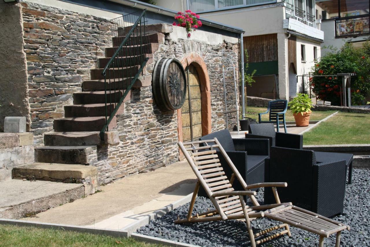 Weingut / Gaestehaus Gerlach Ürzig المظهر الخارجي الصورة